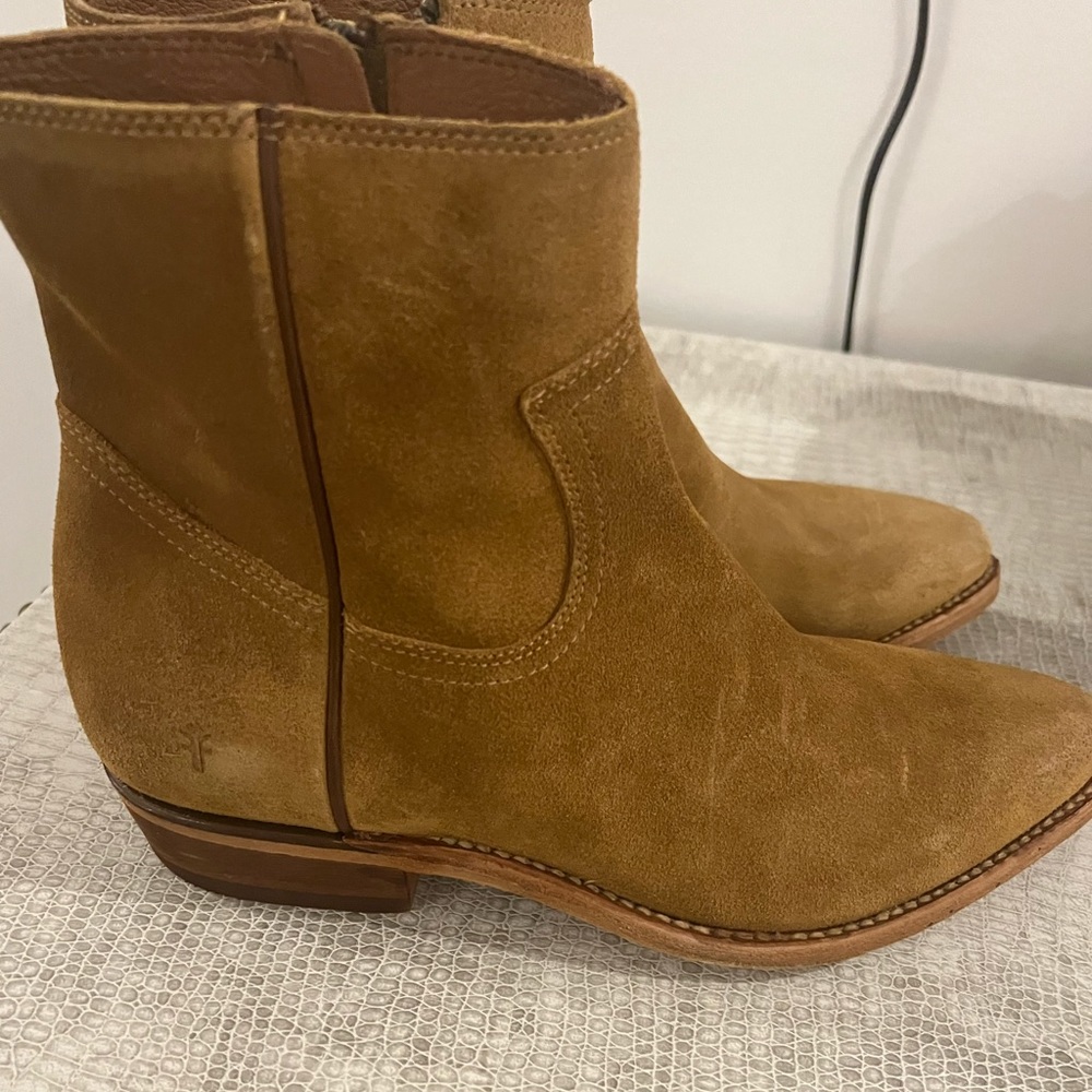 Frye boots size 11 Never worn!